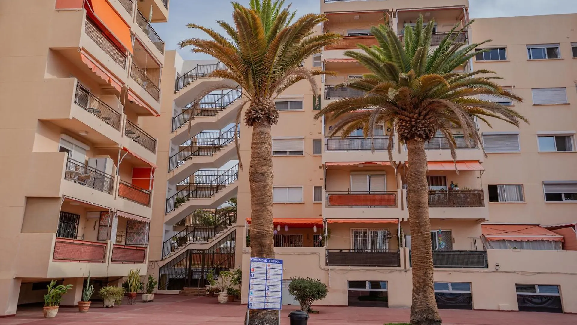 Los Cristianos Central Apartment - Cris Sol