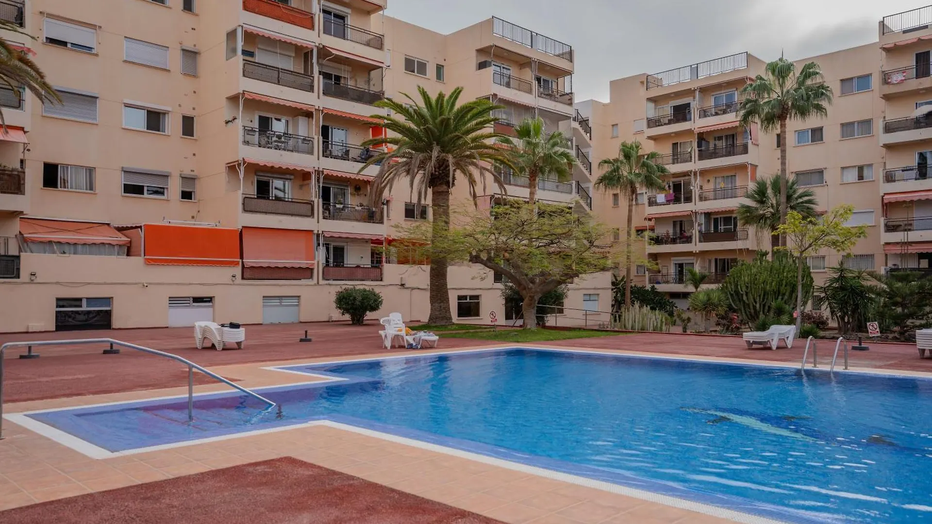 Los Cristianos Central Apartment - Cris Sol Spain