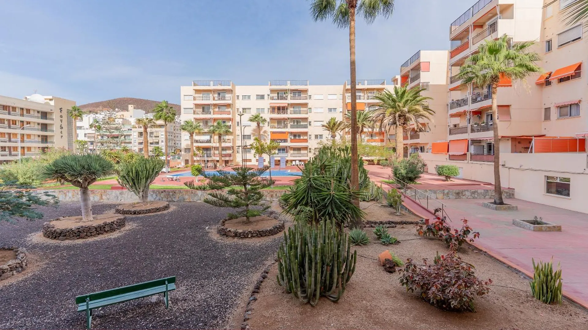 Los Cristianos Central Apartment - Cris Sol