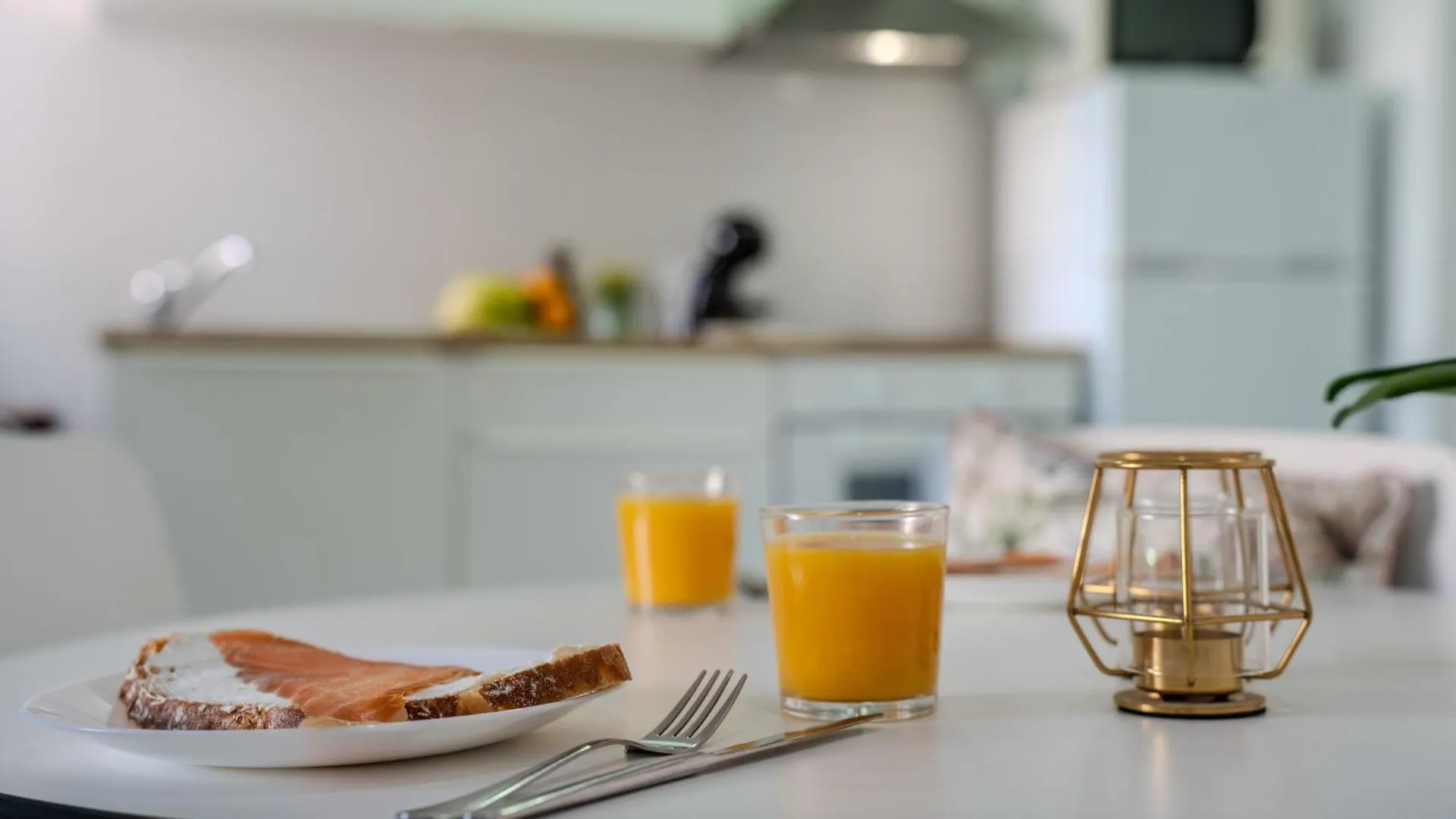 Los Cristianos Central Apartment - Cris Sol Spain
